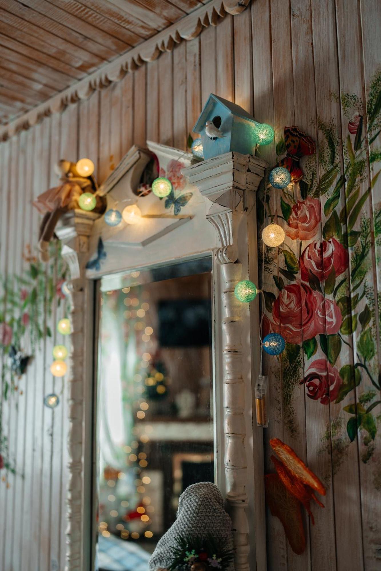 Казковий Дім Та Garden Два Будиночки В Горах З Чаном-Джакузі Slavske Exteriör bild